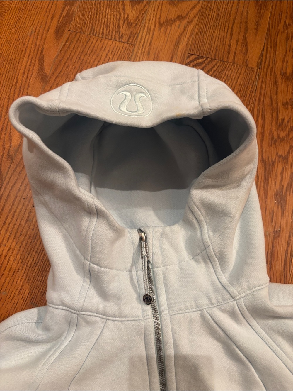 Lululemon Scuba Full Zip Hoodie Light Blue Thumbholes Women’s Size 4
